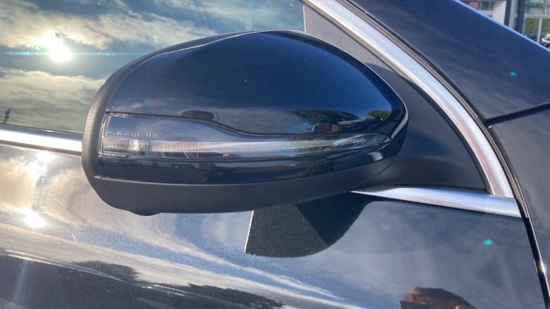 Mercedes-Benz Eqa 300 4M 168kW AMG Line Premium 66.5kWh 5dr Auto Electric Hatchback